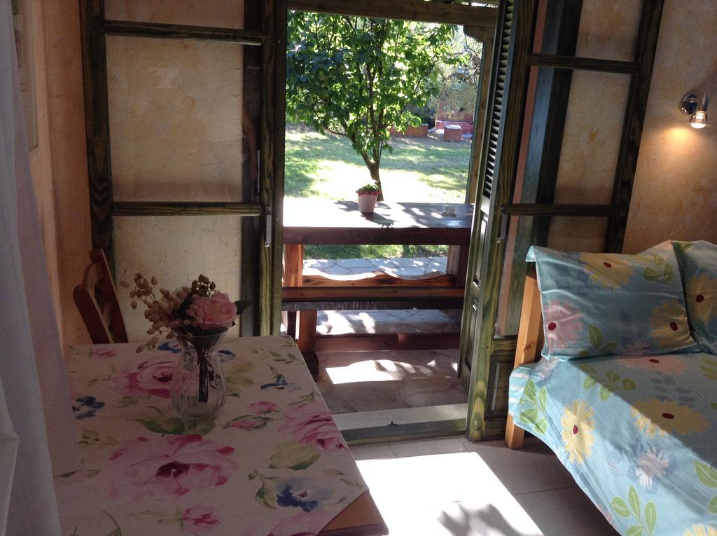 Mairi Lina Studios Kala Nera Bagian luar foto
